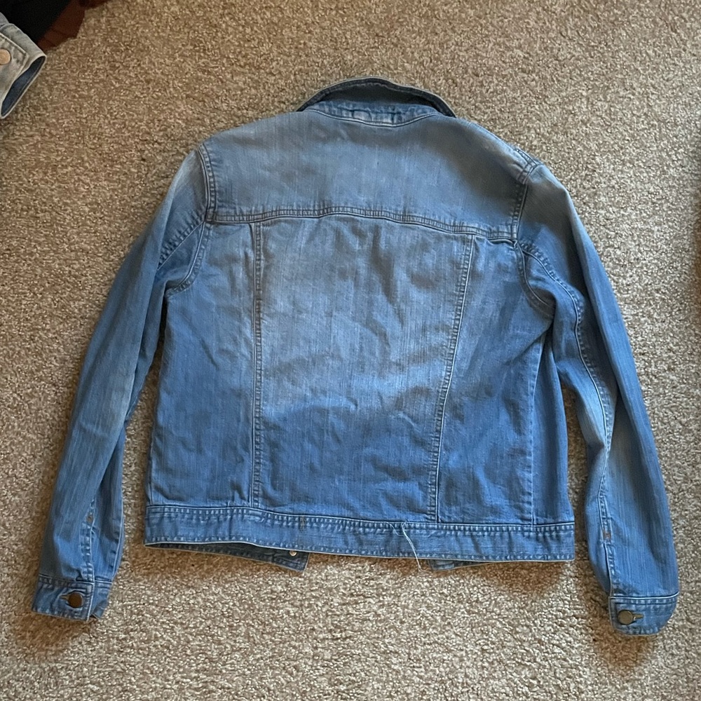 Jean jacket - Picture 7 of 11